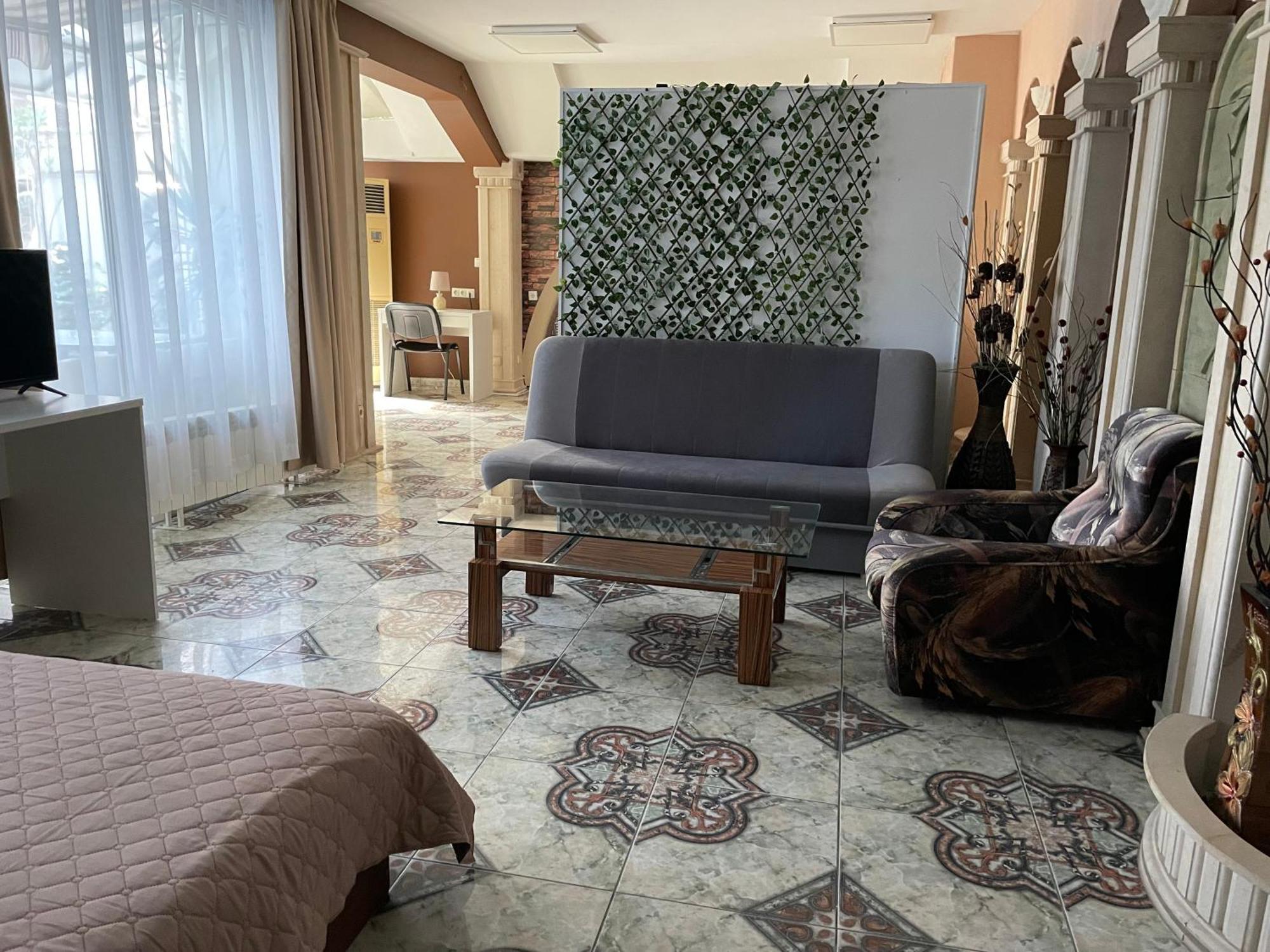 Family Hotel Central Burgas ภายนอก รูปภาพ