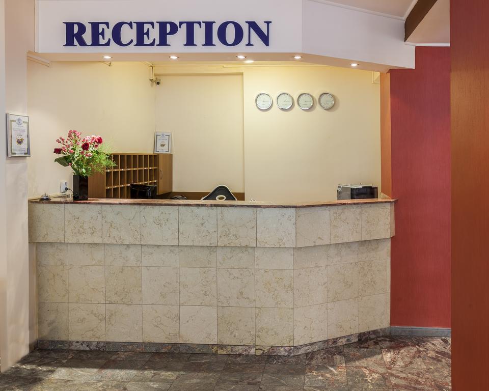 Family Hotel Central Burgas ภายนอก รูปภาพ